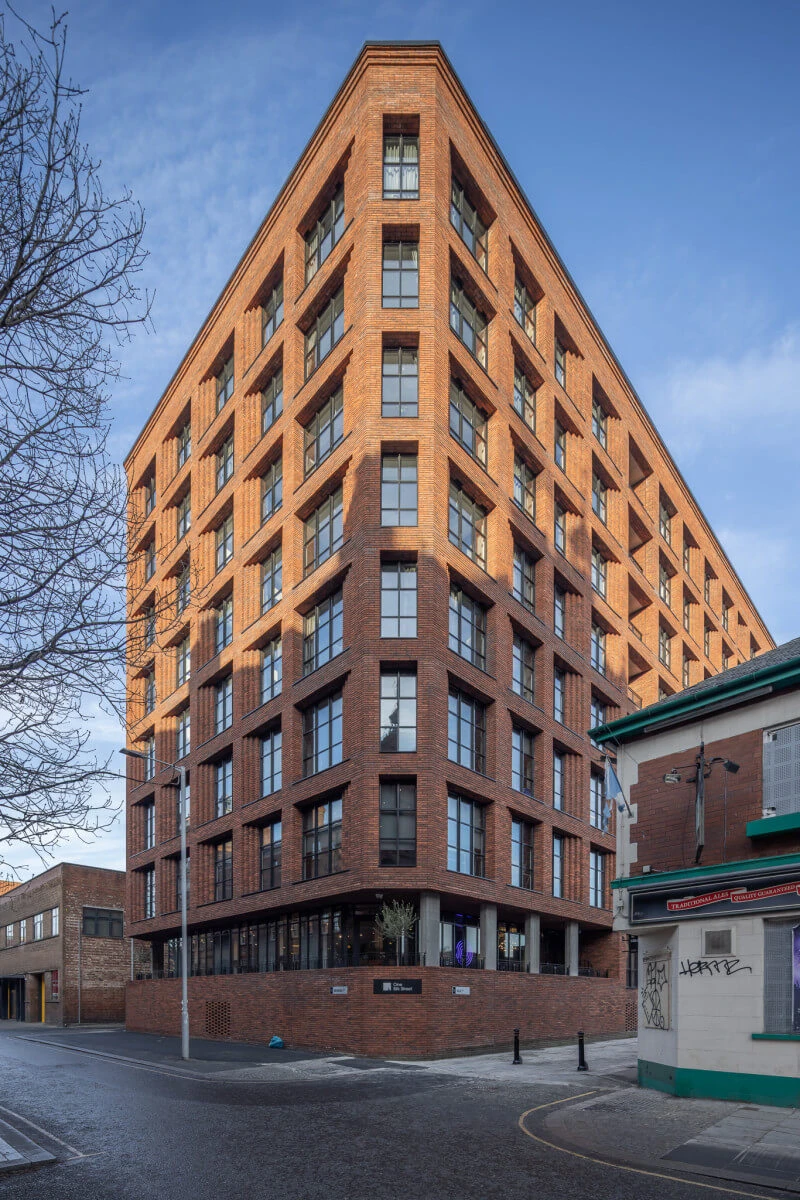 35e8fdad 2167 431a b385 bce3e8cbb1eb